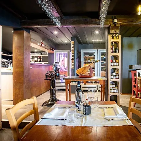 Hotell Osteria Pozzo